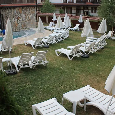 Lägenhetshotell Maria-antoaneta 4*
