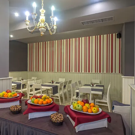 Maria-antoaneta Aparthotel