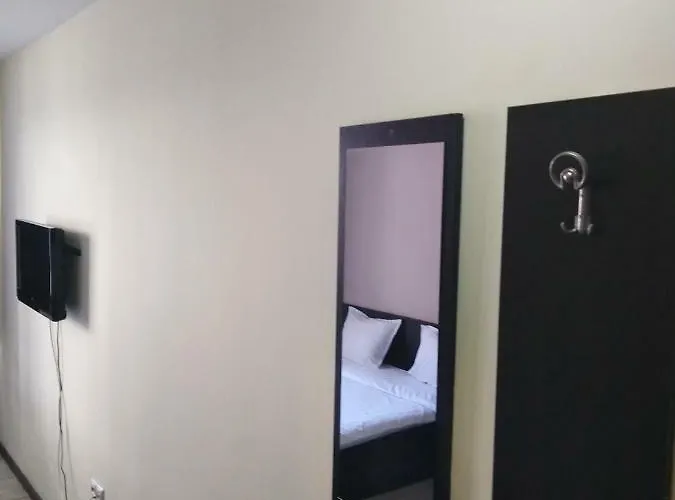 Ξενοδοχείο με διαμερίσματα Maria-antoaneta 4*