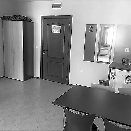 Aparthotel Maria-antoaneta 4*