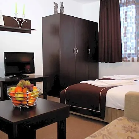 Maria-antoaneta Aparthotel 4*