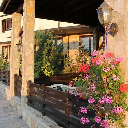 Maria-antoaneta Apart-hotel 4*